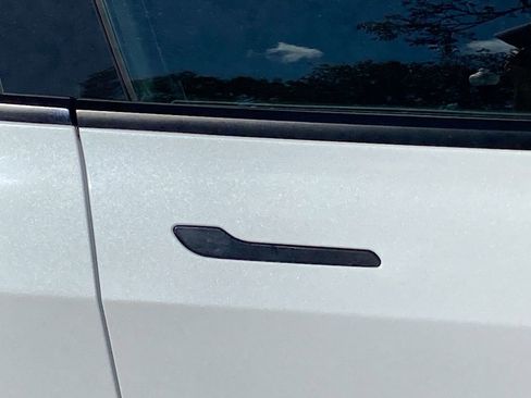 Used 2023 Tesla Model 3 Standard Range image 20