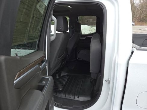 Used 2022 Chevrolet Silverado 1500 LT image 45