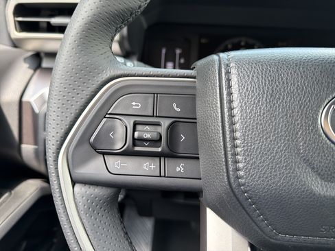 New 2026 Toyota 4Runner SR5 AWD/4WD image 20