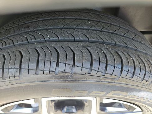 Used 2025 Jeep Compass Limited AWD/4WD image 26