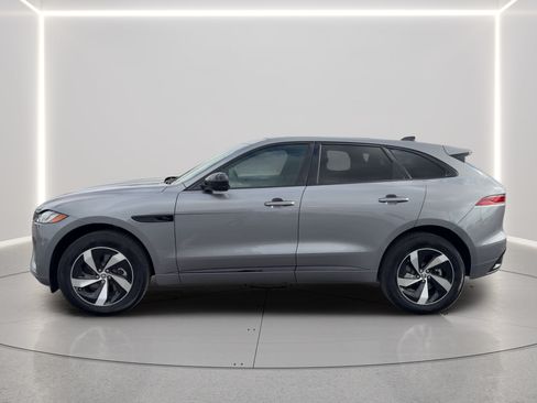 Used 2025 Jaguar F-PACE R-Dynamic S AWD/4WD image 41