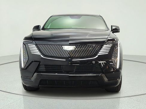 Used 2026 Cadillac Escalade IQ Sport 2 AWD/4WD image 2