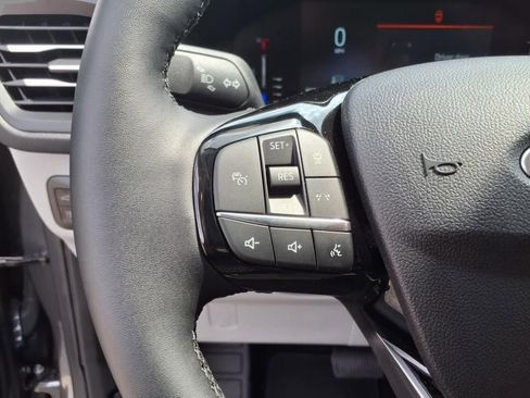 New 2024 Ford Escape SE image 19