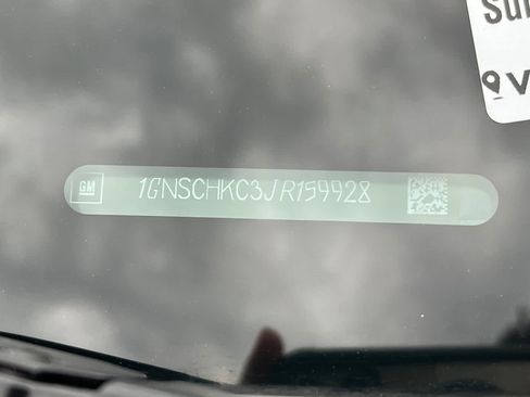 Used 2018 Chevrolet Suburban LT image 32