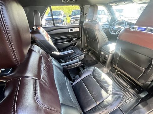 Used 2021 Ford Explorer Platinum AWD/4WD image 51