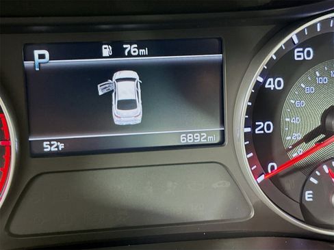 Used 2024 Kia Forte LXS image 12