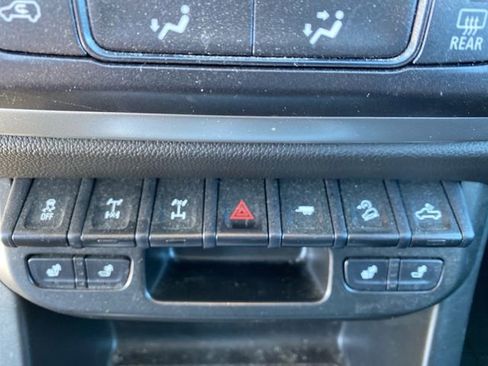 Used 2022 Chevrolet Colorado ZR2 image 14