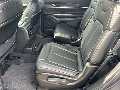 New 2025 Jeep Grand Cherokee L Limited image 25