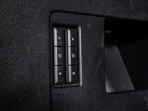 Used 2021 Lincoln Navigator L Reserve w/ Luxury Package AWD/4WD image 50