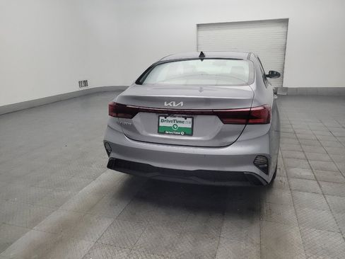 Used 2023 Kia Forte LXS w/ LXS Technology Package FWD image 7
