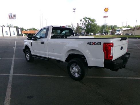 Used 2017 Ford F350 XL w/ Power Equipment Group AWD/4WD image 8