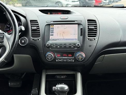 Used 2015 Kia Forte EX w/ Premium Package FWD image 28