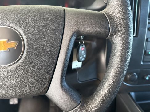 New 2025 Chevrolet Express 2500 Extended w/ Enhanced Convenience Package image 20
