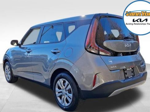 New 2025 Kia Soul LX image 3