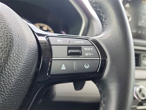 Used 2024 Honda Pilot EX-L image 23