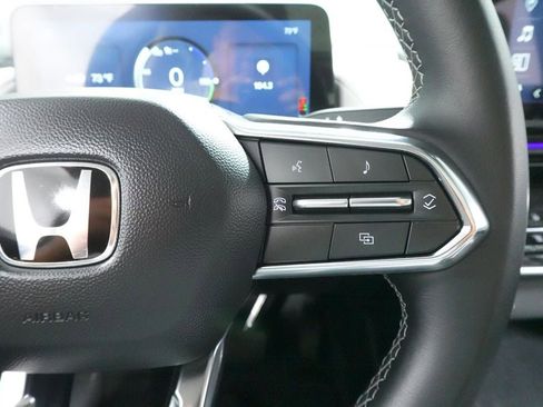 Used 2025 Honda Prologue Touring image 11