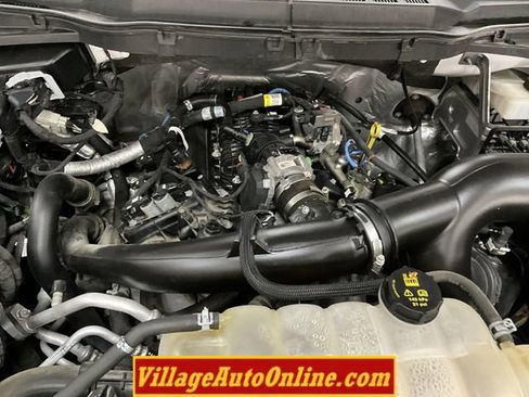 Used 2021 Ford F150 XLT image 34