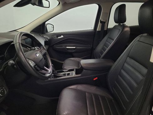 Used 2019 Ford Escape Titanium FWD image 17