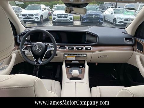 Certified 2026 Mercedes-Benz GLE 450e 4MATIC image 12
