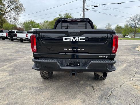 Used 2022 GMC Sierra 3500 AT4 w/ AT4 Preferred Package AWD/4WD image 4