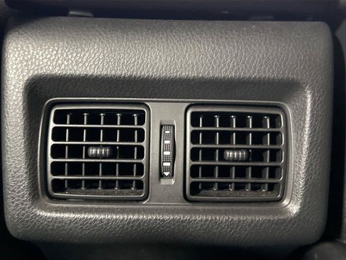 Used 2018 Toyota Camry XSE FWD image 35