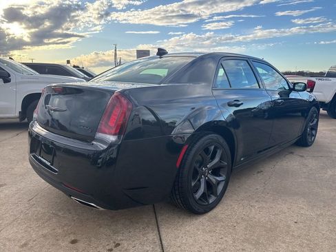 Certified 2023 Chrysler 300 S image 4