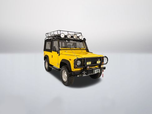 Used 1997 Land Rover Defender 90 AWD/4WD image 1