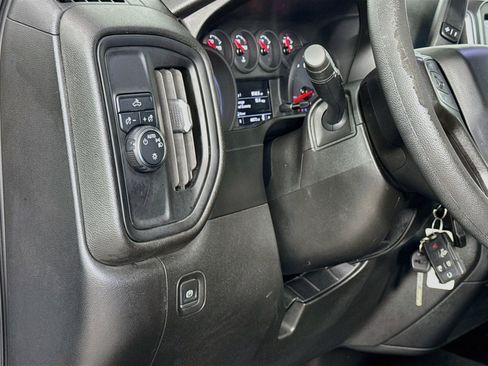Used 2021 Chevrolet Silverado 1500 Custom RWD image 12