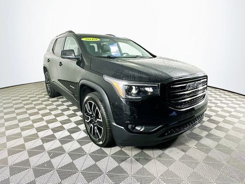 Used 2019 GMC Acadia SLT w/ Black Edition FWD image 4