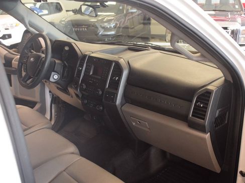 Used 2020 Ford F250 XL w/ Power Equipment Group RWD image 44