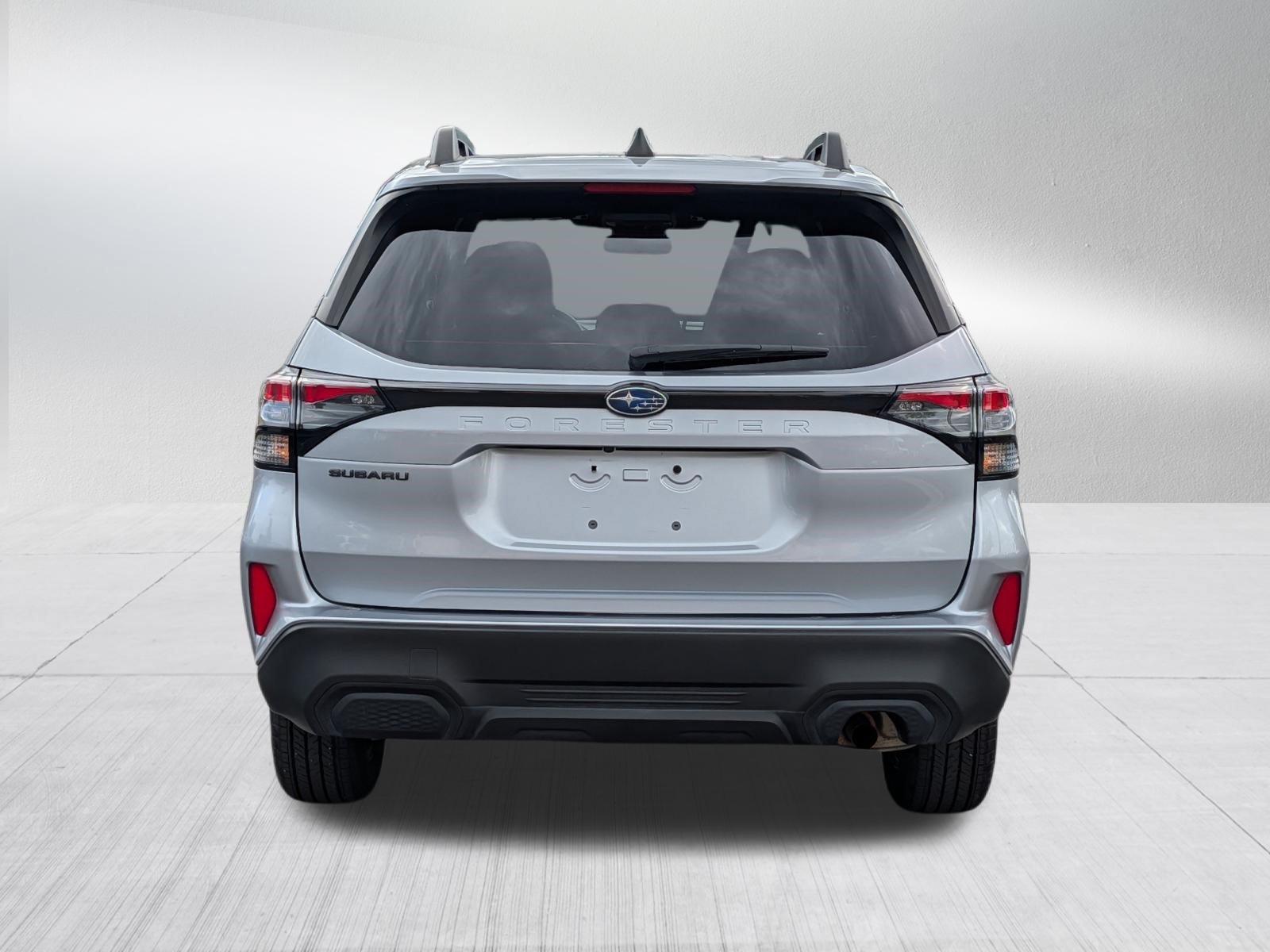 Used 2025 Subaru Forester Premium AWD/4WD image 6