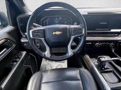 Used 2023 Chevrolet Silverado 1500 LTZ w/ LTZ Convenience Package II AWD/4WD image 7