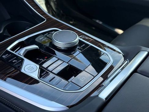 New 2026 BMW X5 sDrive40i w/ M Sport Package image 24