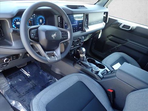 New 2026 Ford Bronco 4-Door AWD/4WD image 10