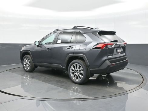 New 2025 Toyota RAV4 XLE Premium image 5