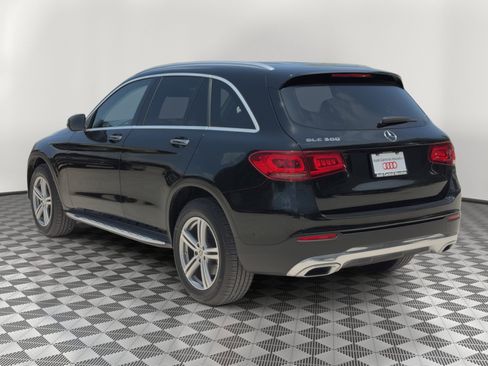 Used 2021 Mercedes-Benz GLC 300 w/ Driver Assistance Package image 3