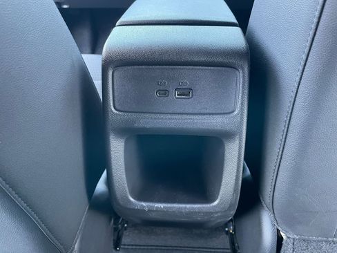 Used 2025 Chevrolet Trax LT image 25