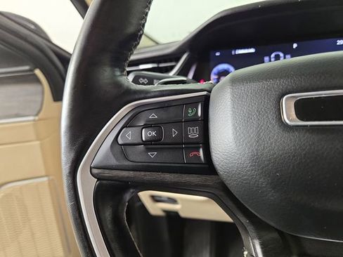 Used 2021 Jeep Grand Cherokee L Limited image 23