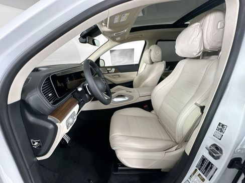 New 2026 Mercedes-Benz GLS 450 4MATIC image 22