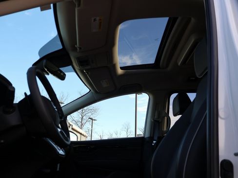 Certified 2026 Honda Odyssey Elite image 37