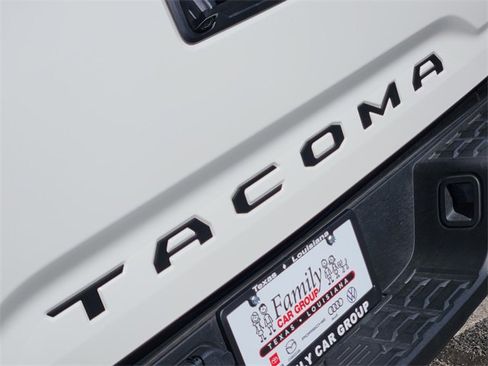 Certified 2023 Toyota Tacoma SR image 5
