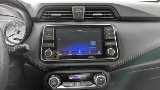 Used 2022 Nissan Versa SR FWD image 28