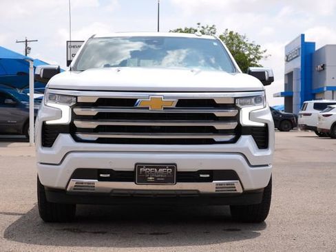 Used 2024 Chevrolet Silverado 1500 High Country w/ Technology Package AWD/4WD image 8