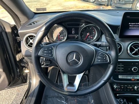 Used 2019 Mercedes-Benz CLA 250 4MATIC image 19
