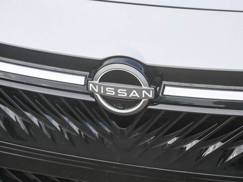 New 2026 Nissan Sentra SR w/ SR Premium Package FWD image 5