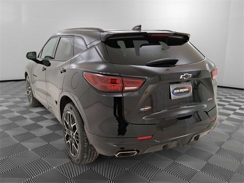 Certified 2023 Chevrolet Blazer RS w/ Driver Confidence II Package image 5