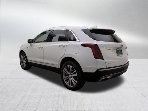 Certified 2024 Cadillac XT5 Premium Luxury w/ LPO, Floor Liner Package AWD/4WD image 7