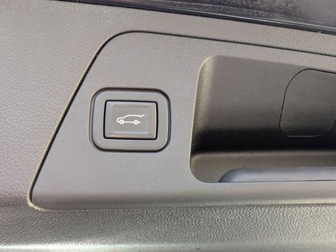 Used 2020 Buick Envision Premium AWD/4WD image 35