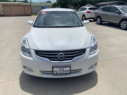 Used 2011 Nissan Altima 2.5 S FWD image 3