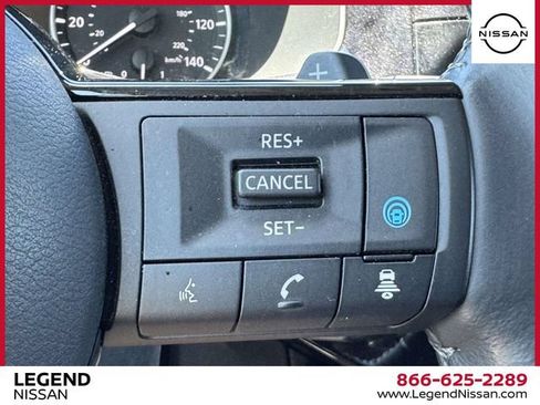 Certified 2023 Nissan Pathfinder SL w/ Black Appearance Package AWD/4WD image 21
